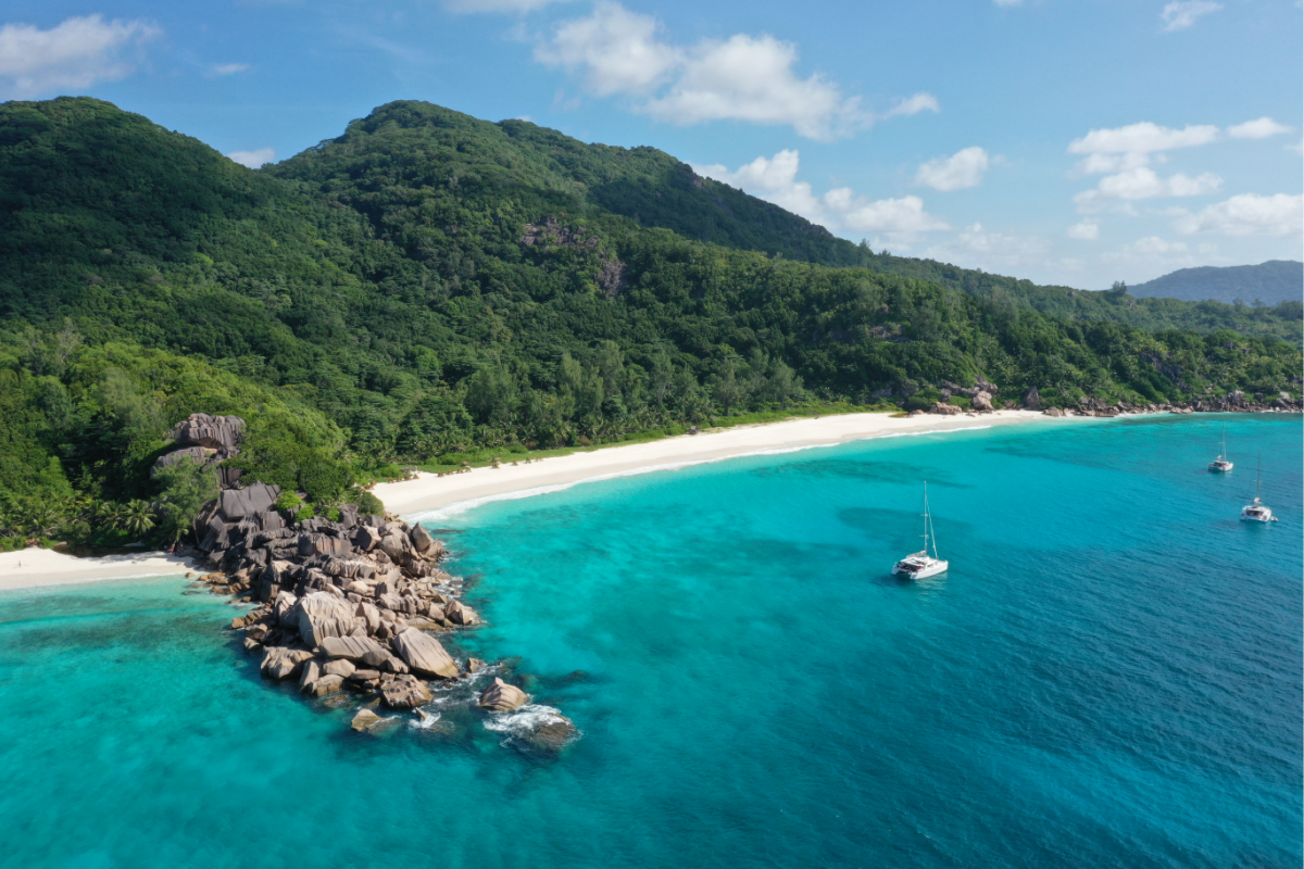 Stunning Seychelles with Dubai Package